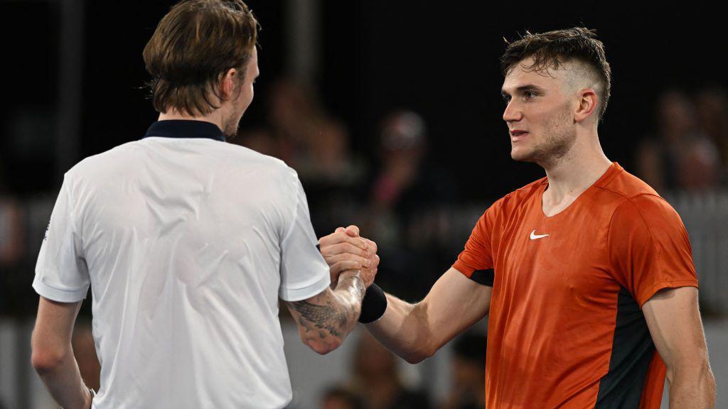 Alexander Bublik and Jack Draper shake hands in Adelaide in 2024