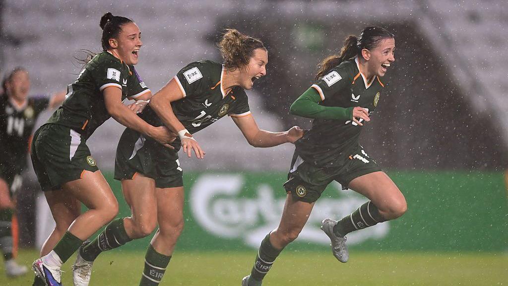 Republic of Ireland celebrate goal