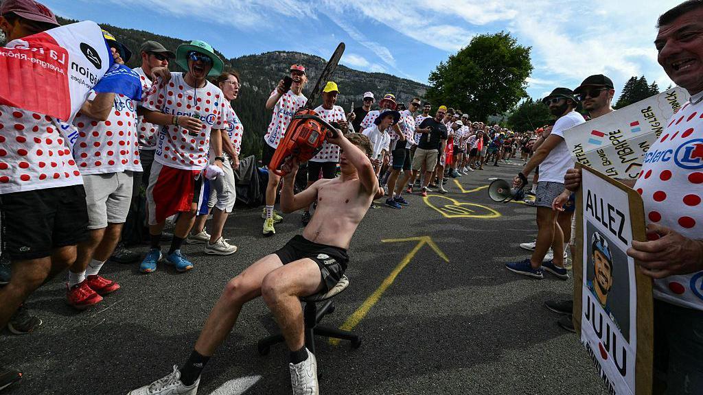 Tour de France crowds