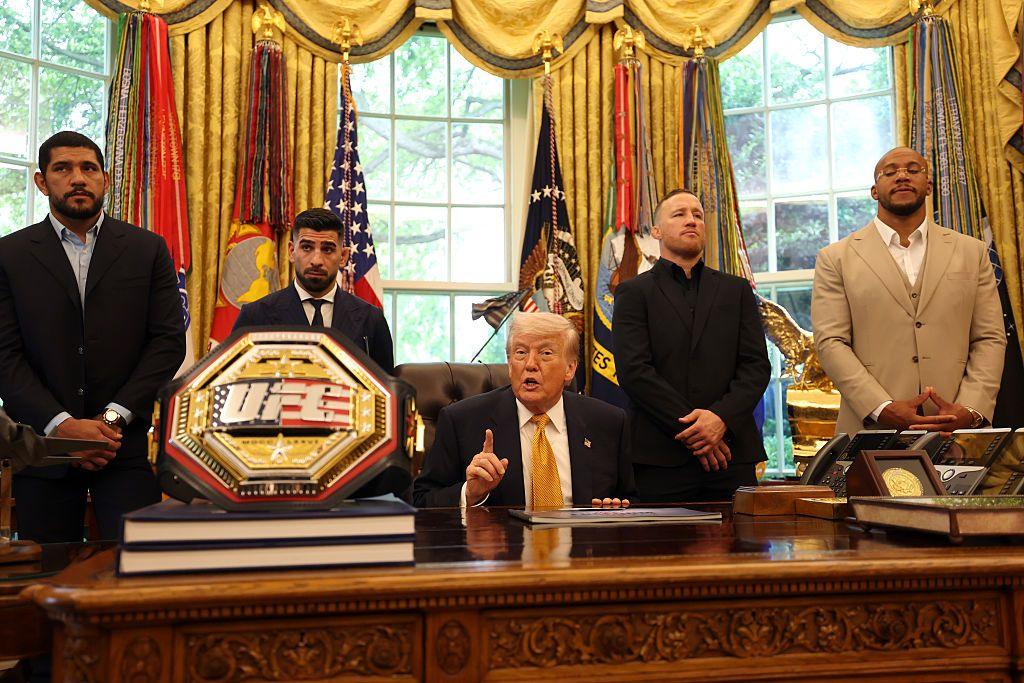 Alex Pereira, Illia Topuria, Justin Gaethje and Ciryl Gane stand behind Donald Trump in the Oval Office
