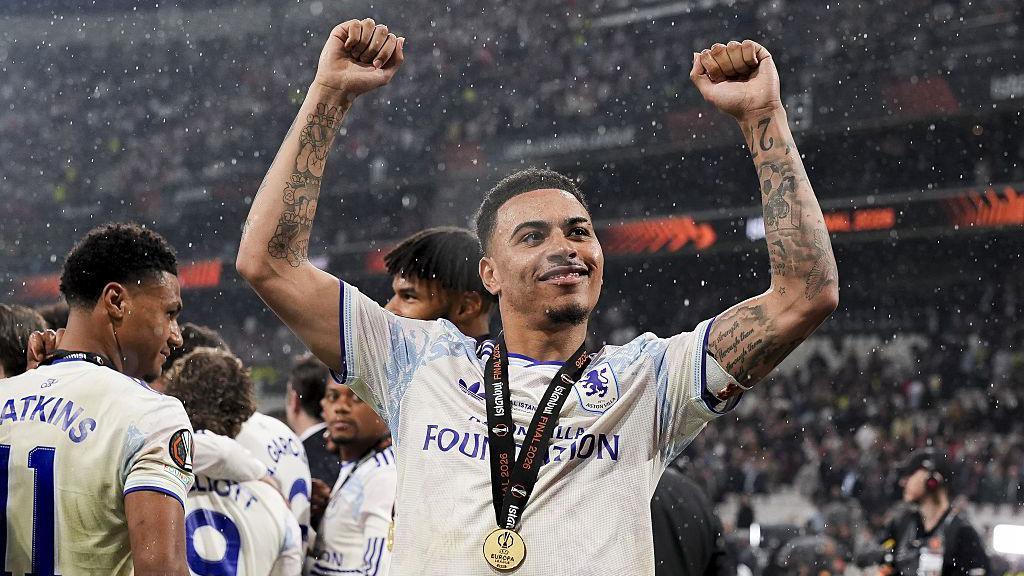 Morgan Rogers celebrates winning the Europa League