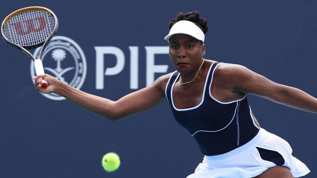 Venus Williams plays against Russia's Diana Shnaider