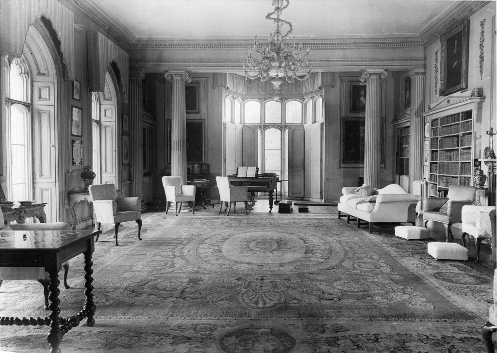 hawarden castle
