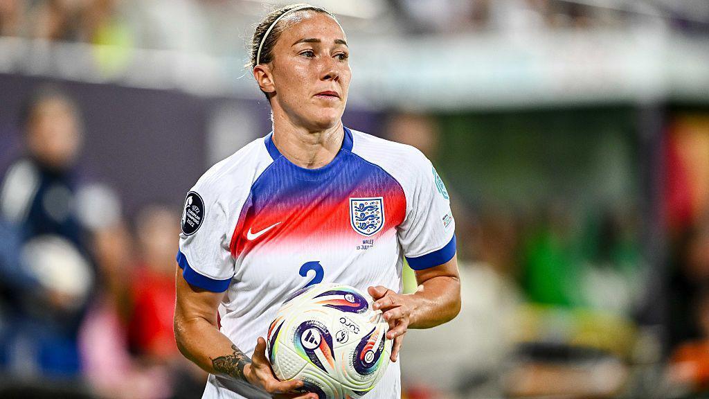 Lucy Bronze