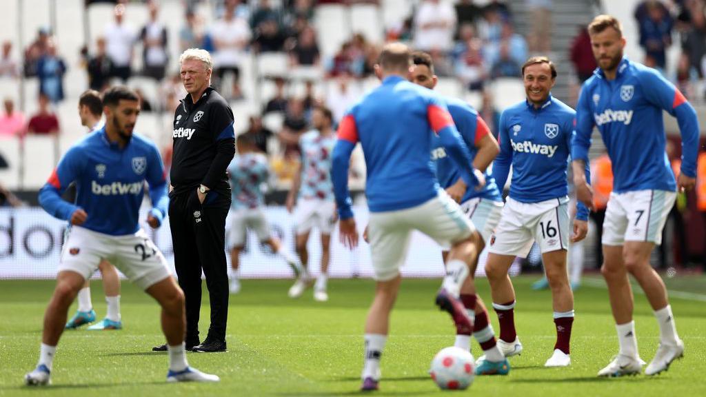 David Moyes watches West Ham's players