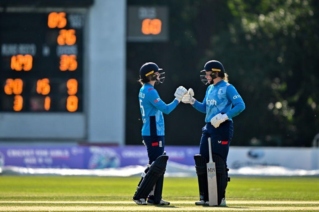 Paige Scholfield and Hollie Armitage batting for England v Ireland