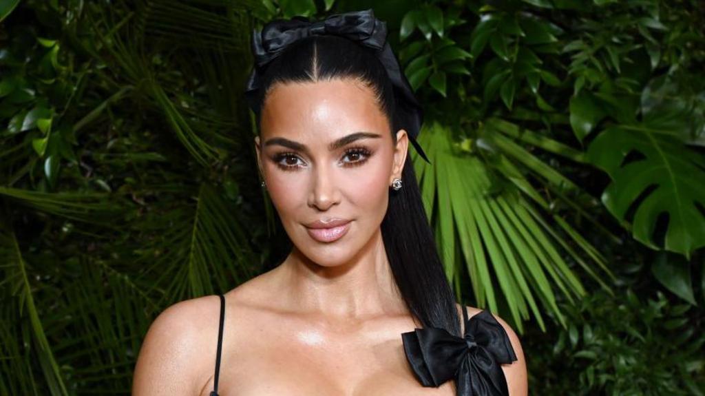 Verdächtiger im Kim-Kardashian-Überfall in Paris drückt Bedauern über 10-Millionen-Dollar-Raub aus