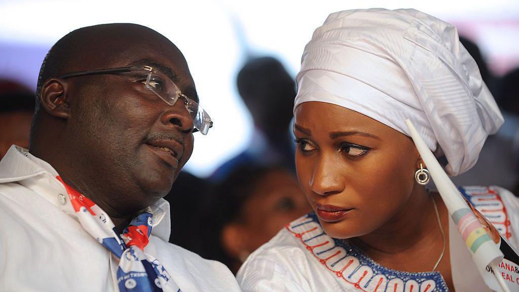 Mahamudu Bawumia talks with his wife Samira during a campaign rally