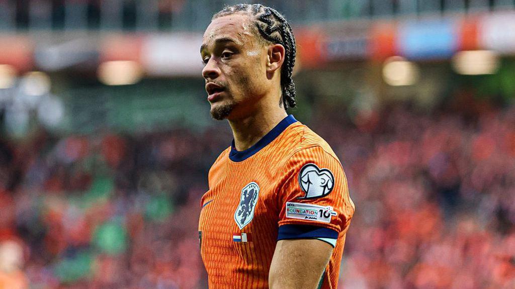 Xavi Simons in action