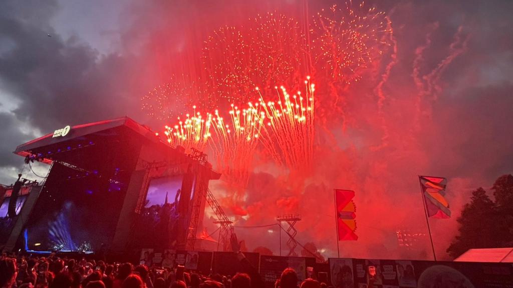 Main stage of Big Weekend with fireworks behind it 
