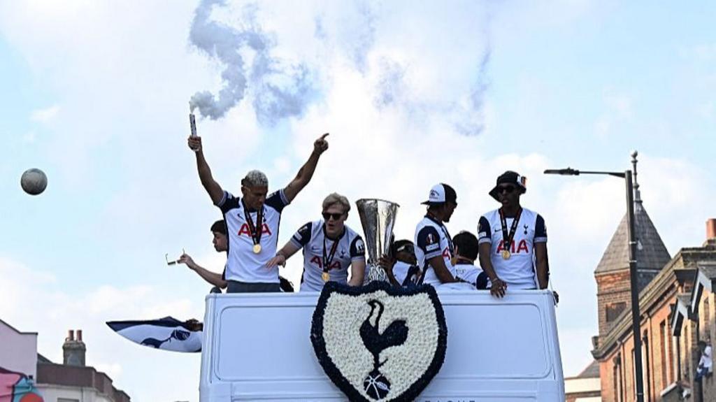 Players on bus