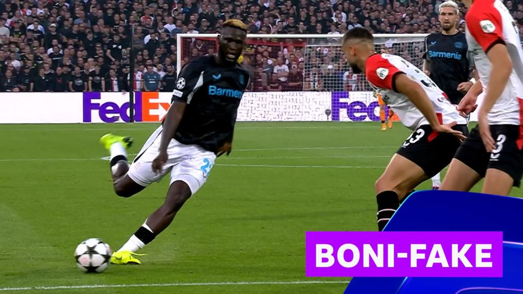 Boniface's amazing trick pass sets up Leverkusen goal