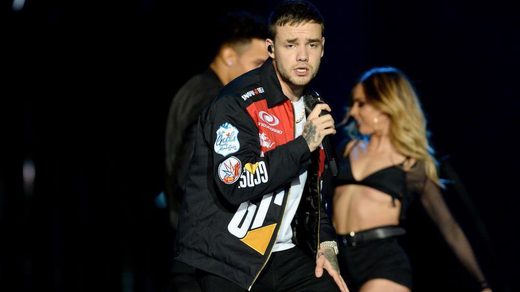 Liam Payne performing in 2019