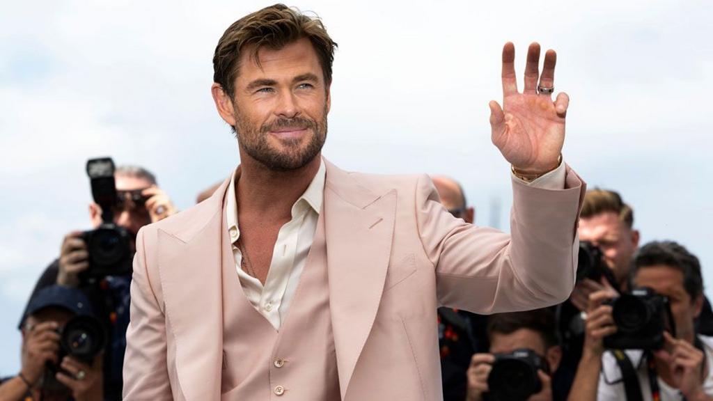 Chris Hemsworth qoʻrquvni yengish, qarish va Torning kelajagi haqida gapirdi