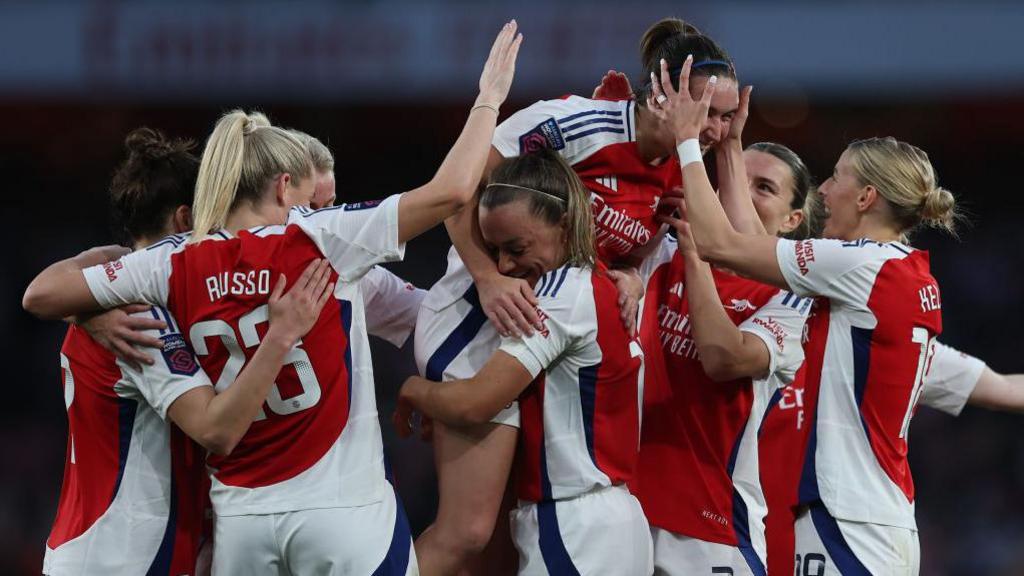 Arsenal celebrate a goal