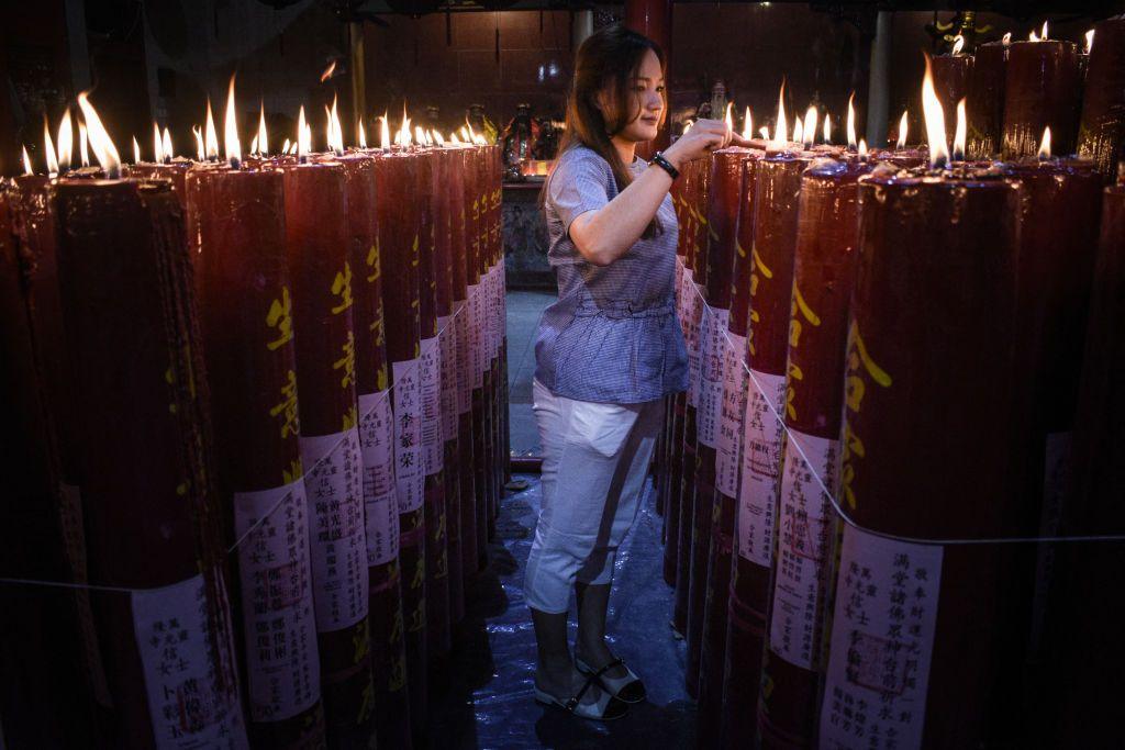 In pictures: Welcoming the Lunar New Year - BBC News