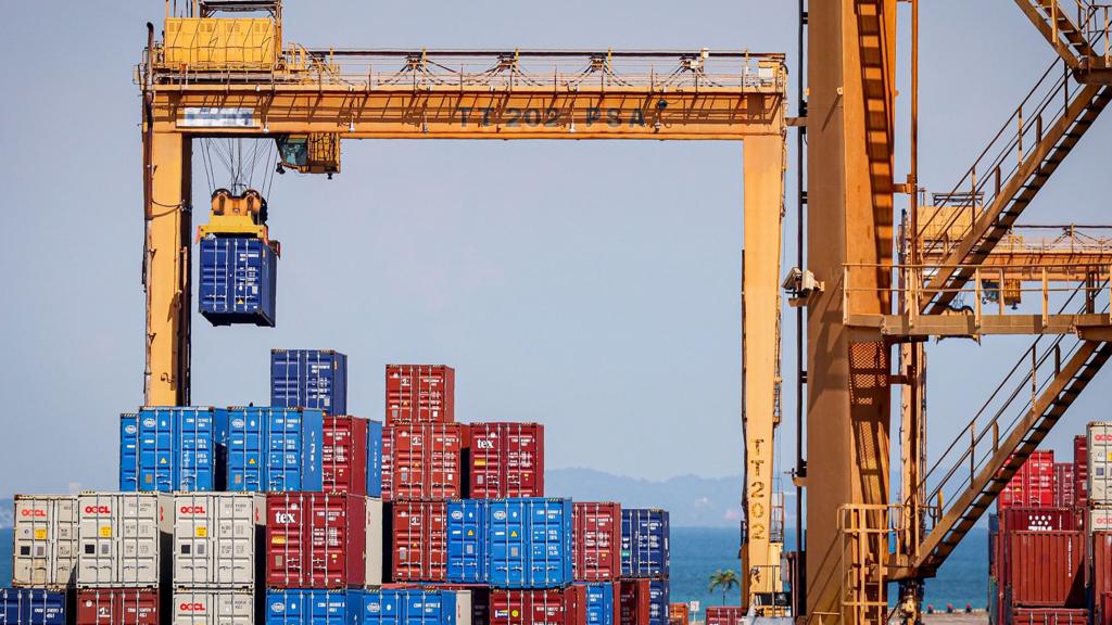 US tariffs will make global trade shrink, says WTO