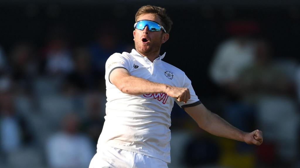 Bairstow’s Yorkshire fight back against Hampshire