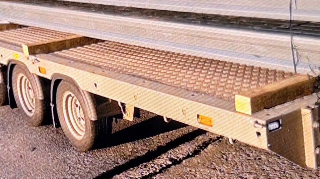 trailer stolen in Londonderry