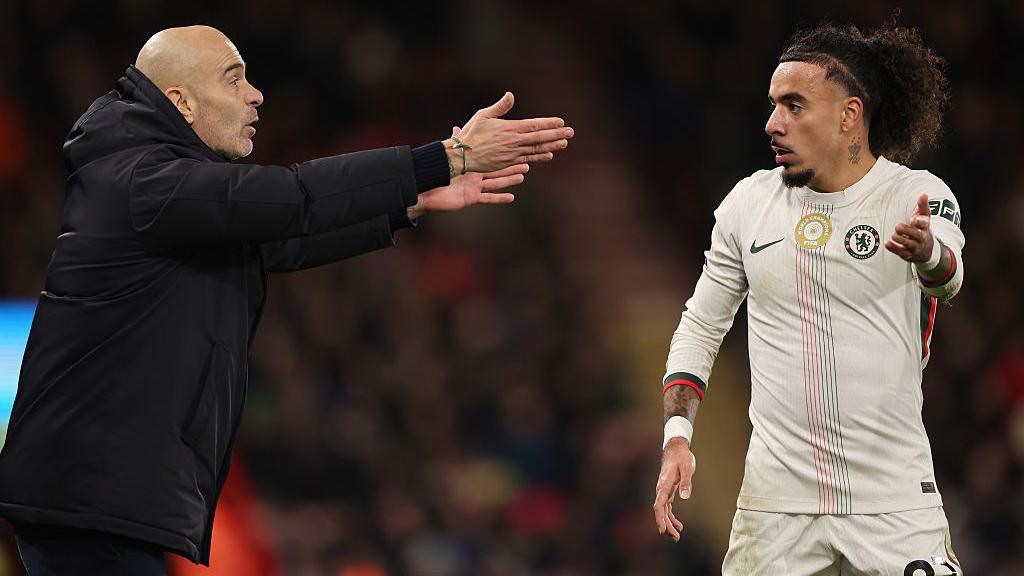 Enzo Maresca speaks to Malo Gusto