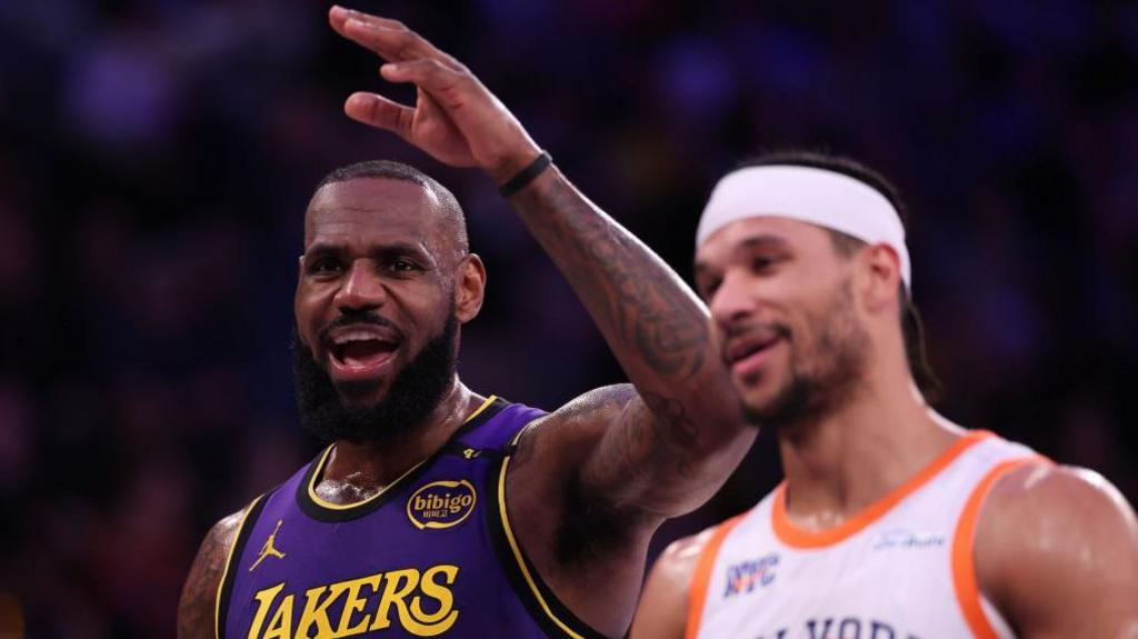 LeBron James celebrating against the New York Knicks