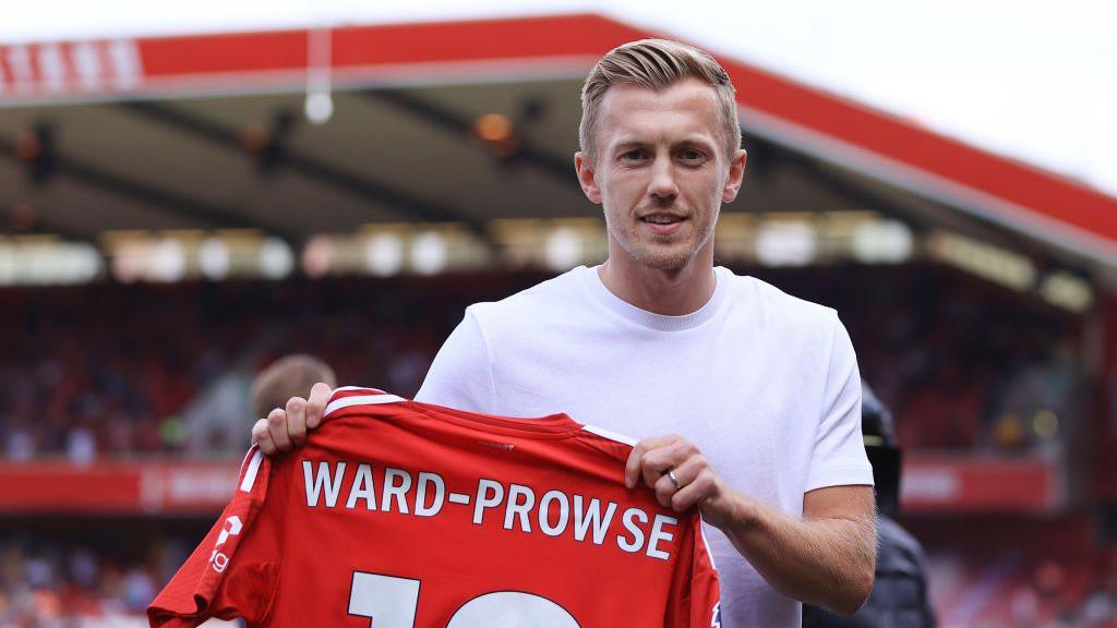 Nottingham Forest news: James Ward-Prowse on loan hopes - BBC Sport