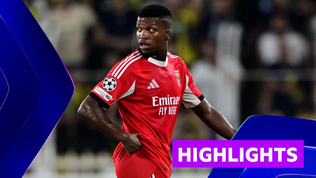 Ten-man Benfica hold on for draw against Fenerbahce