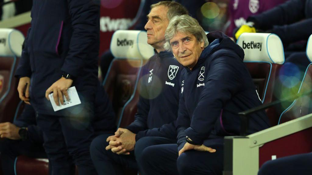 Manuel Pellegrini in the West Ham dugout