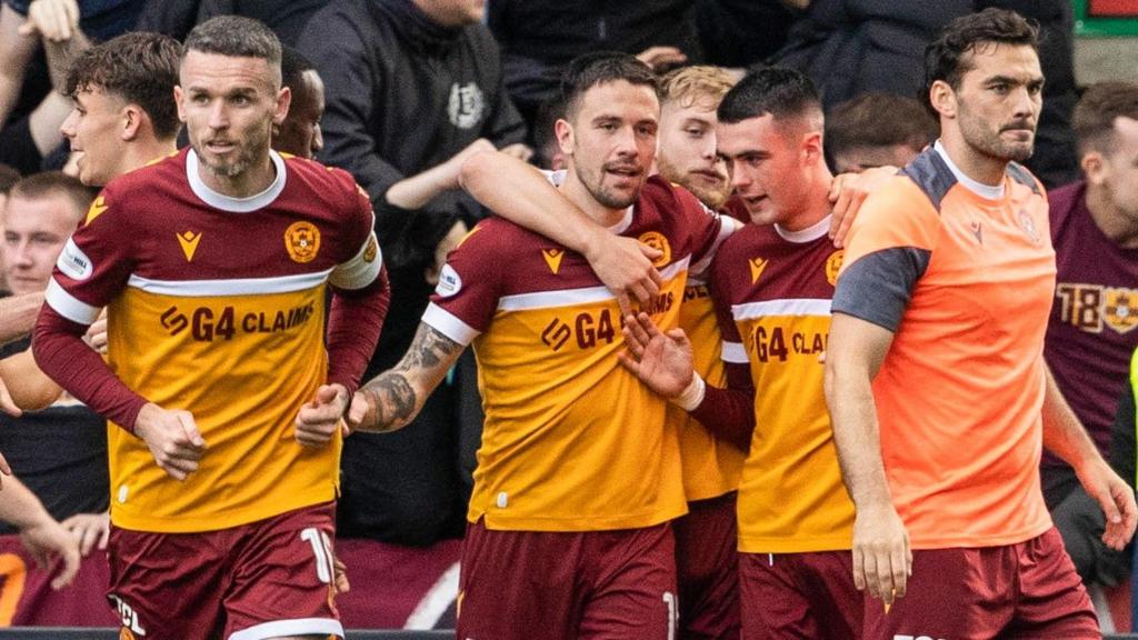 Motherwell celebrate