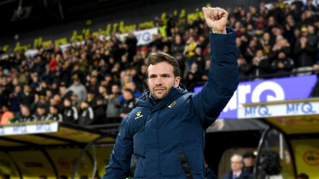 Tom Cleverley punches the air before Sky Bet Championship match between Watford and Leeds United at Vicarage Road Stadium 