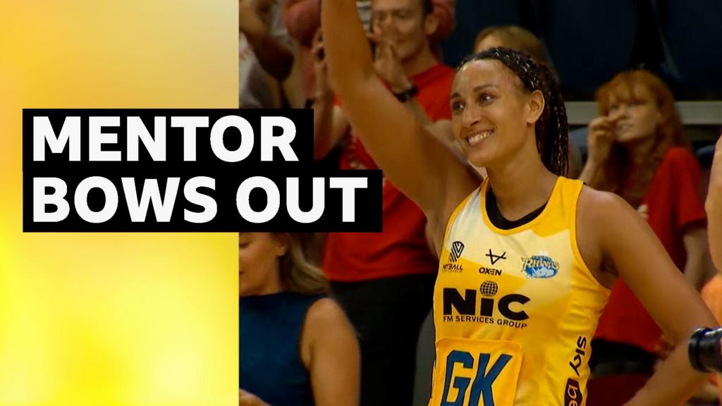 Mentor receives guard of honour as netball legend retires