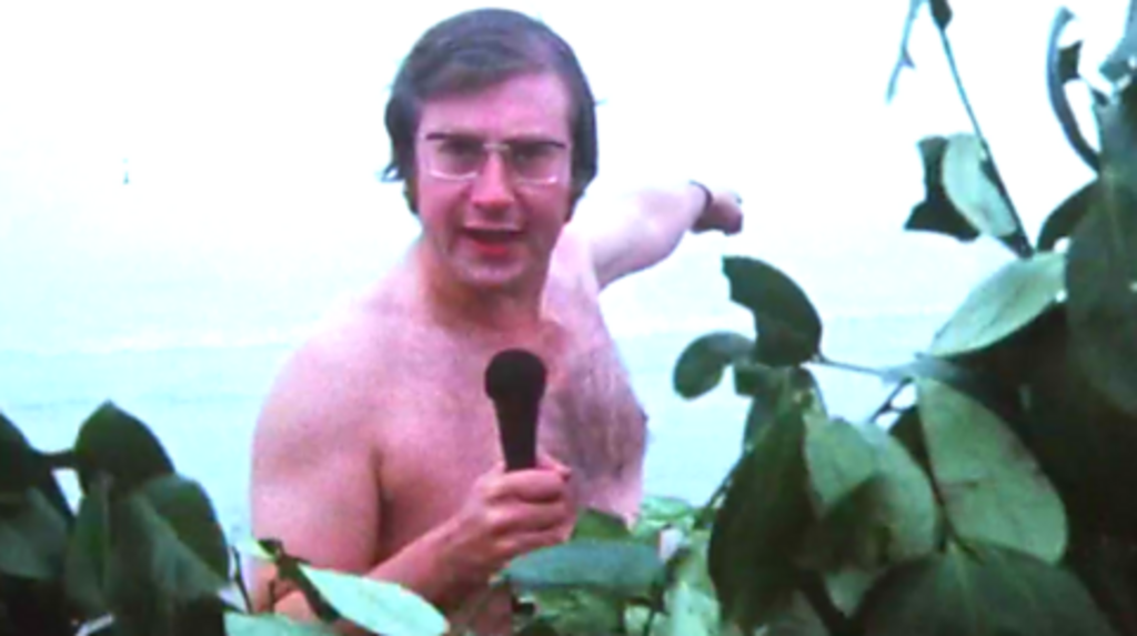 Yorkshire: Hornsea nudist beach annoys and delights seaside town - BBC