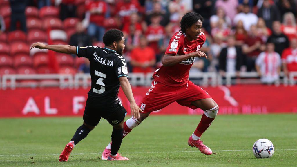 Djed Spence playing for Middlesbrough against Bristol City in 2021