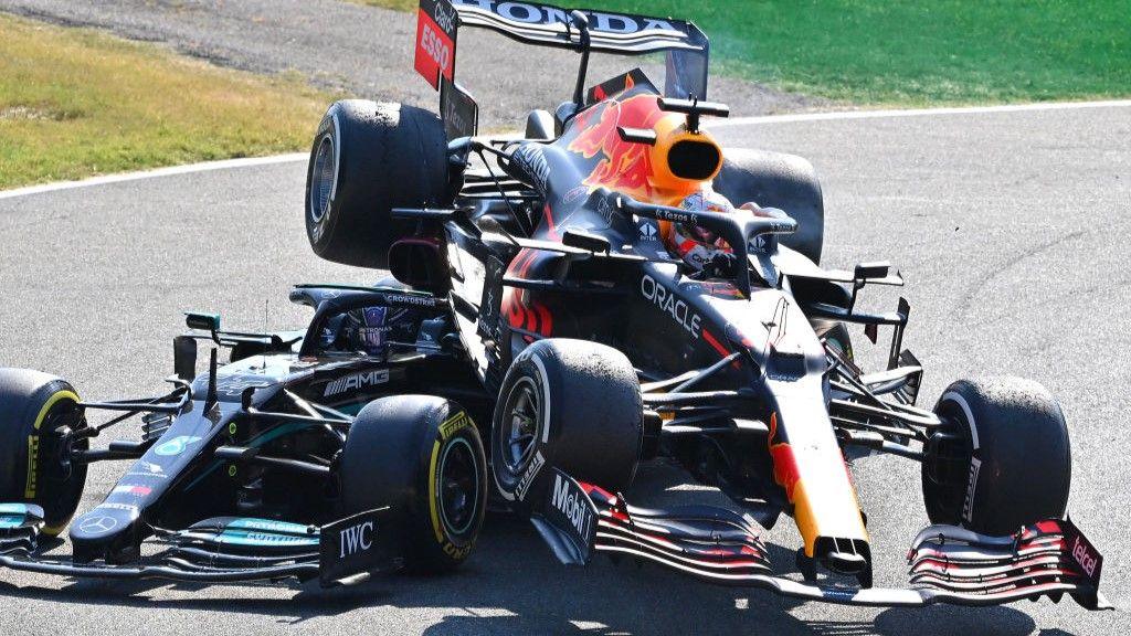 Max Verstappen and Lewis Hamilton 