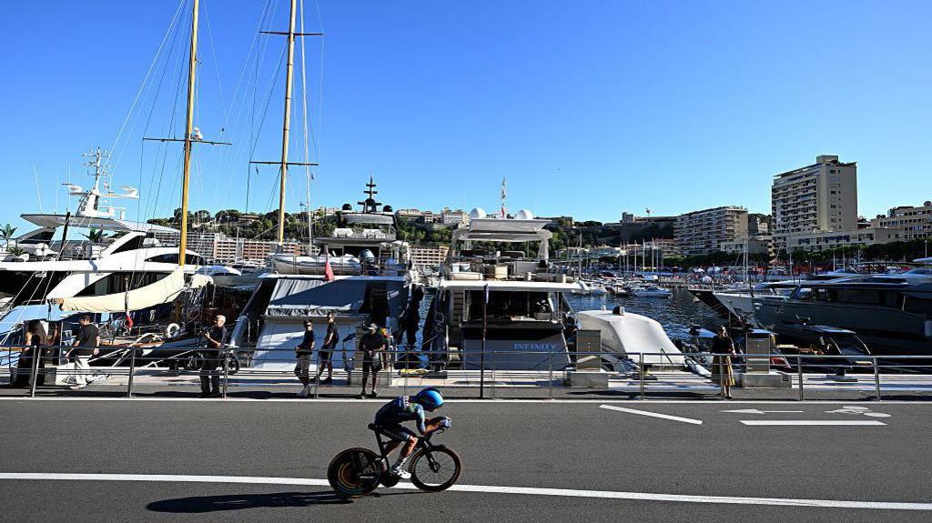 Vuelta a Espana stage one in Monaco