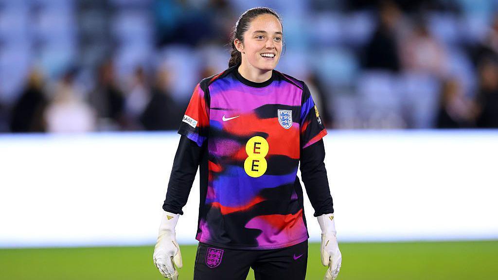 Faye Kirby warming up for England's under-23s