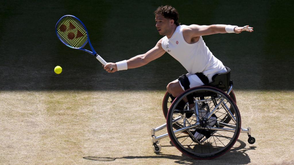 bbc.co.uk - BBC Sport - Wimbledon 2026 LIVE: Alfie Hewett vs Tokito Oda - watch stream, listen to radio commentary, text updates, order of play & scores