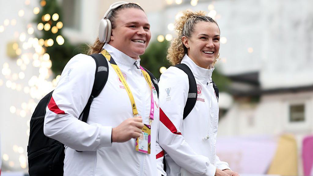 Sarah Bern and Ellie Kildunne