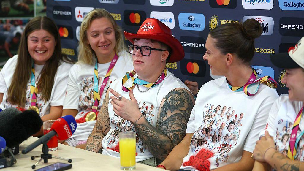 England hold press conference