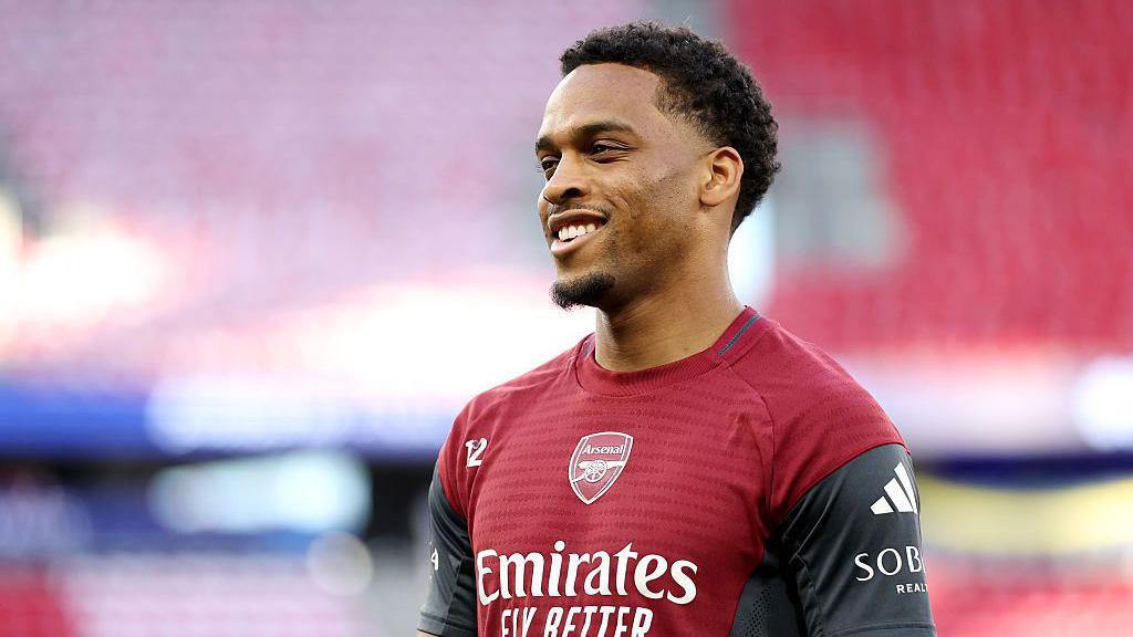 Jurrien Timber in Arsenal training
