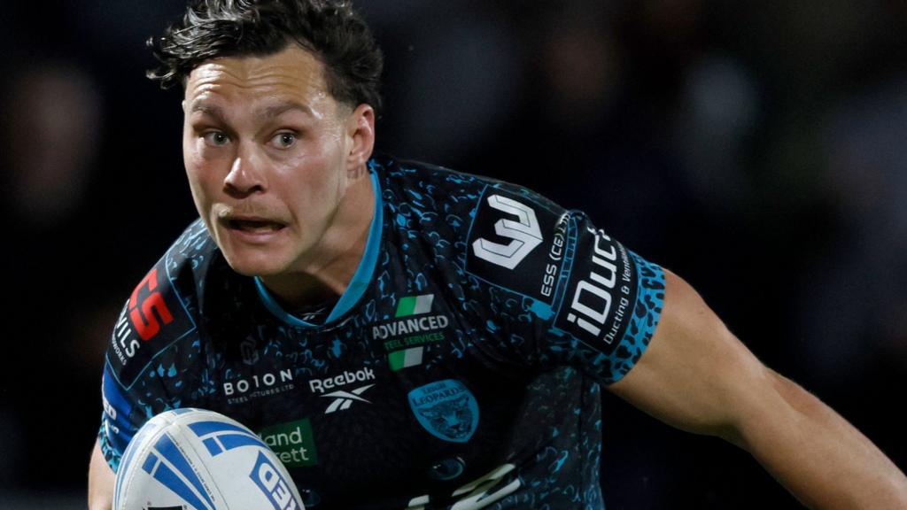 Leigh beat Wakefield to reach Challenge Cup last four
