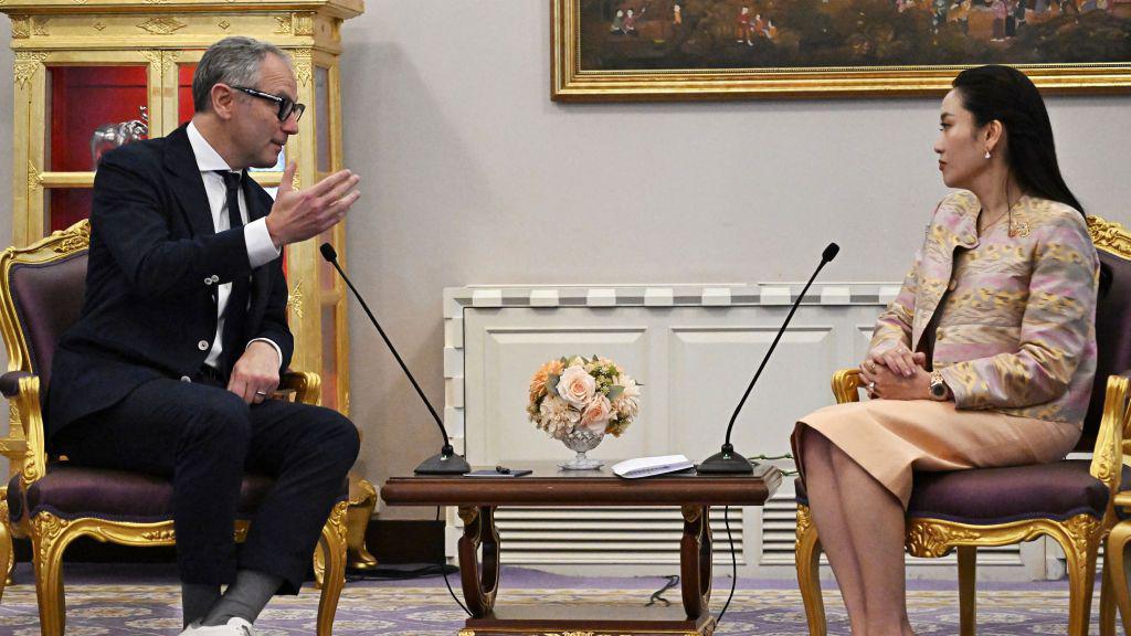 Formula 1 chief executive Stefano Domenicali speaks with Thai prime minister Paetongtarn Shinawatra in March