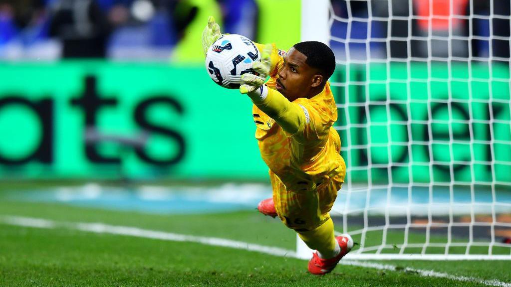 Mike Maignan saves a penalty for France against Croatia in the Nations League quarter-finals