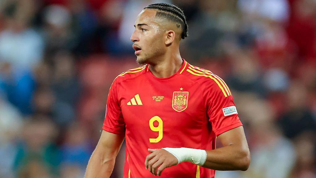 Mateo Jospeh playing for Spain