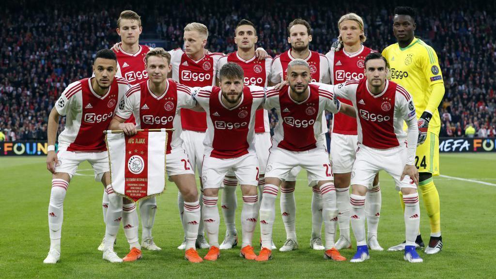Ajax's team photo ahead of their Champions League semi-final second leg against Tottenham in 2019