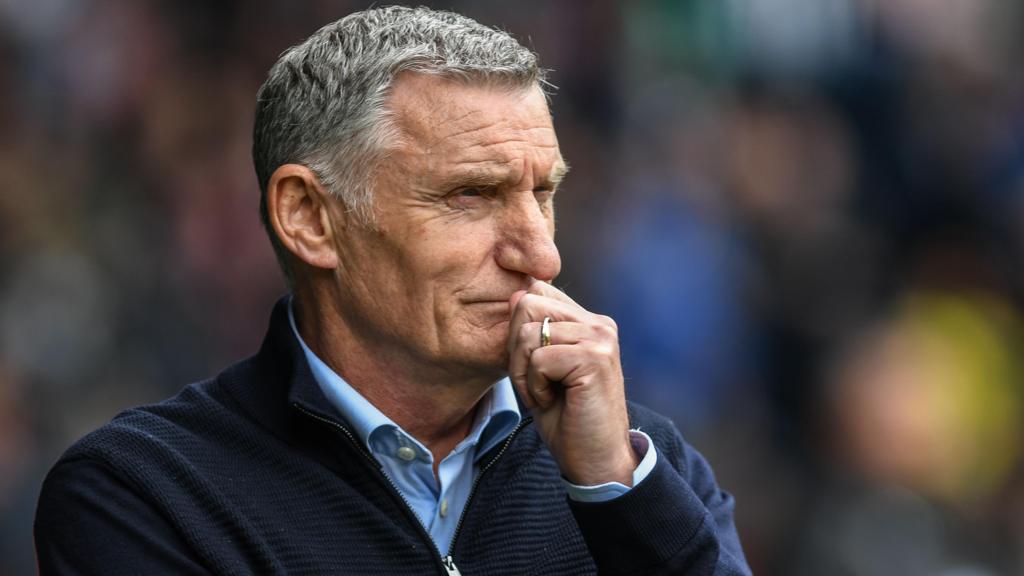 West Brom sack head coach Mowbray