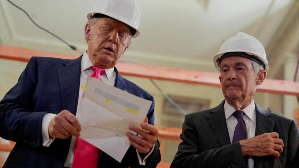 bbc.co.uk - Live updates: Trump speaks about US economy in Detroit