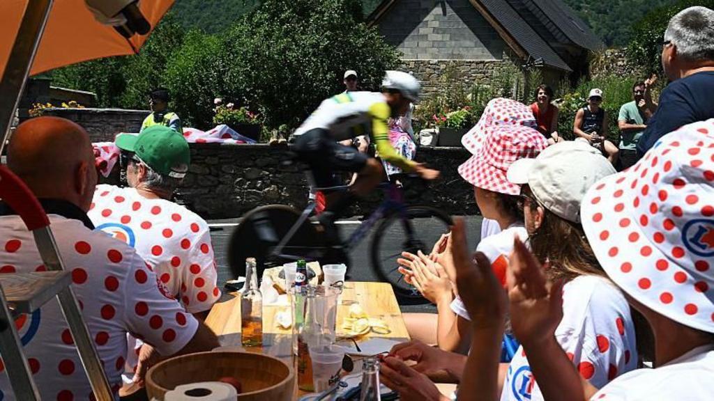 Luke Plapp racing during stage 13 of the 2025 Tour de France