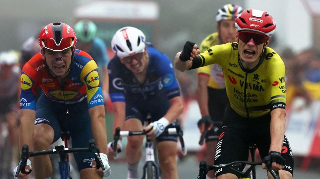 Vingegaard Conquista la Maglia di Leader alla Vuelta Dopo la Vittoria di Tappa
