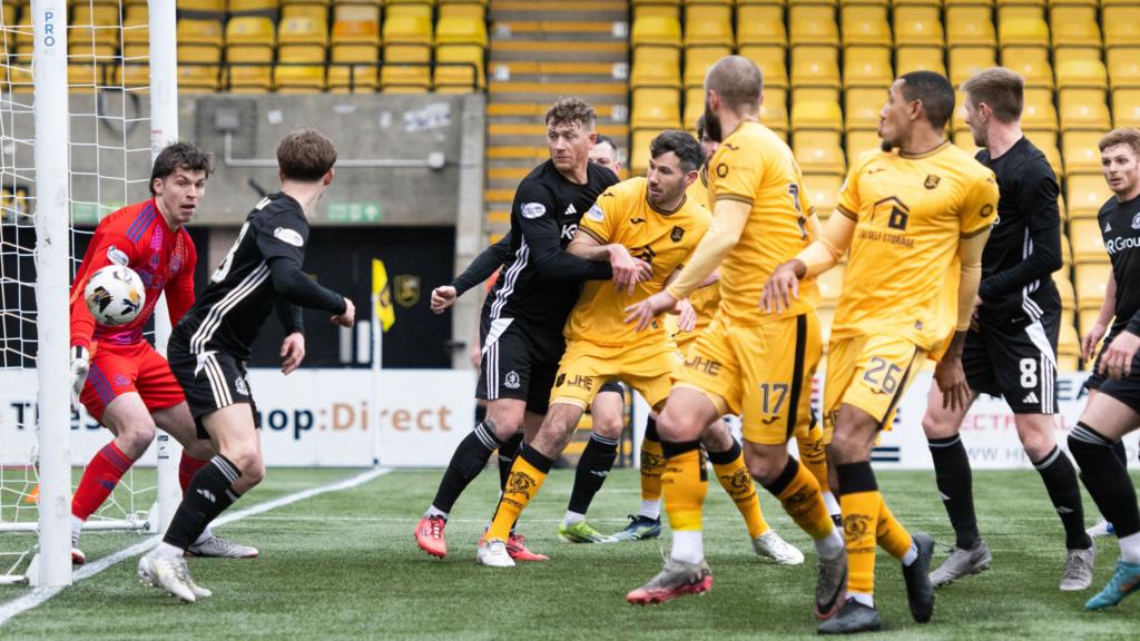 Livingston v Cove Rangers